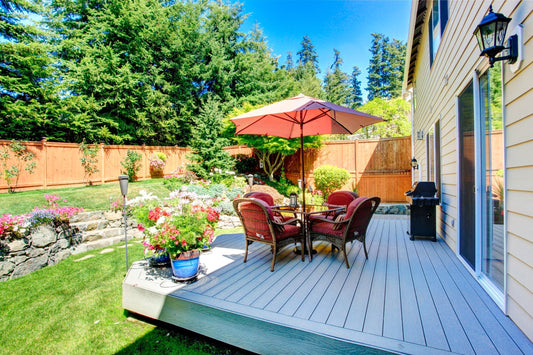 How to Get Rid of Mosquitos in Your Yard (DIY Spray Guide)